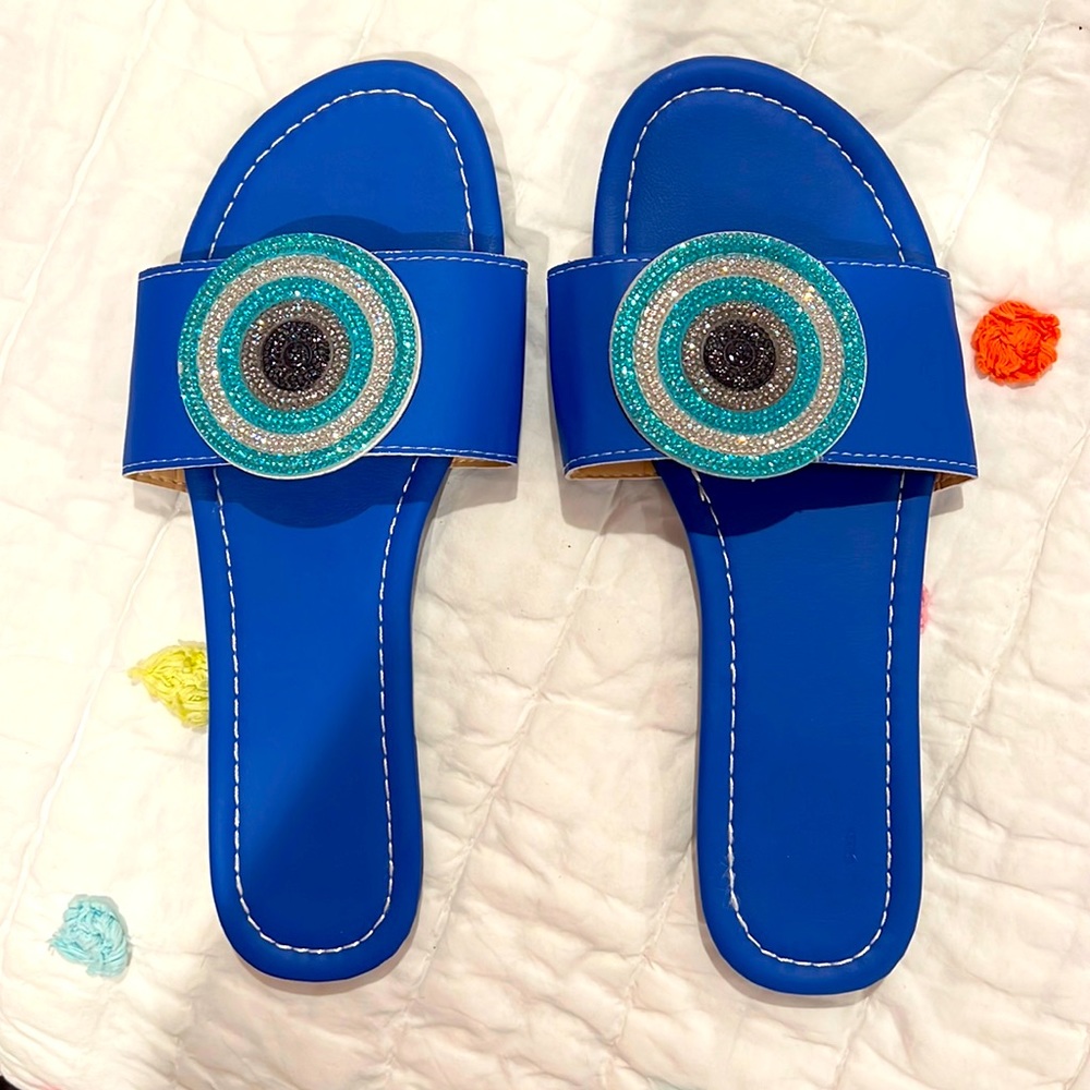 “evil eye” sandal VGUC  from Turkey. Run large for a women 9.5.